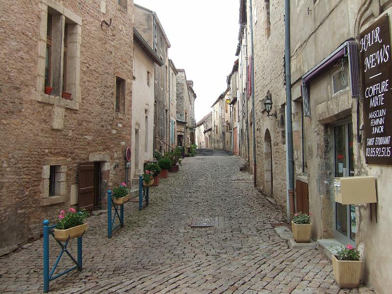 2010-05- (110).JPG - Und eine "Ville fleuri" - eine blühende Stadt